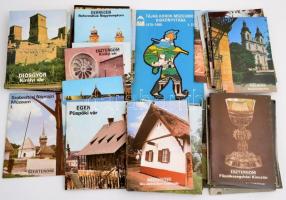 1979-1985 Tájak-korok-múzeumok sorozat 1-99. kötete, valamint egy duplum (52), benne egy hiánnyal (63.), összesen, 99 db. Valamint egy tartalomjegyzék prospektussal. Jó állapotban.