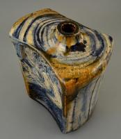 Zsolnay váza, mázas pirogránit kerámia, jelzett, apró kopásnyomokkal, m:33 cm