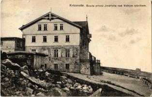 Krkonose, Karkonosze, Riesengebirge; Bouda prince Jindricha nad Velkym rybnikem / The Prince Henrys Lodge over the Great Pond