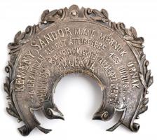 1899 Kemény Sándor MÁV mérnök úrnak a brajdicai alagút áttörésére emlékül Pelli és Benedek építő vállalkozó cégtől, ezüstözött réz emléktárgy, 10×9 cm