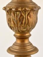 cca 1890 Barokk stílusú bronz padlógyertyatartó, jelzés nélkül, m: 61 cm