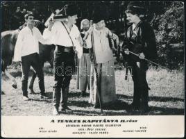 A Tenkes kapitánya I-II., főszerepben Zenthe Ferenc, 3 db filmfotó, 18×23 cm
