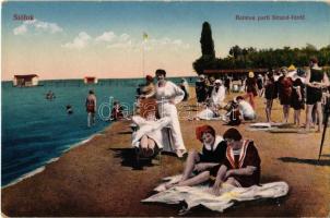 Siófok, Balaton parti strandfürdő, fürdőzők, napozók (EK)