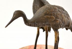 Jelzés nélkül: Réz daru pár, alabástrom talapzaton, m:21 cm