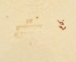 Nowotny Altrohlau madaras mázas fajansz fali dísztál, kézzel festett, jelzett, kopott, d: 33 cm