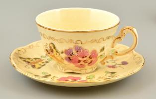 Zsolnay pillangó mintás mokkás csésze és alj (6db), kézzel festett, apró kopásnyomokkal, jelzett