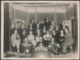 1936 Sass Béla: Azonosítatlan nőegylet gyűlésén készült 12 db fotó, részben pecséttel jelzettek. 23x...