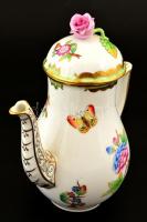 Herendi Viktória mintás mokkás készlet, kézzel festett, jelzett, nagyon apró lepattanás a rózsán