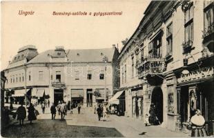 Ungvár, Uzshorod, Uzhorod; Bercsényi szálloda a gyógyszertárral, üzletek. Kiadja Steinfeld D. / hotel, pharmacy, shops