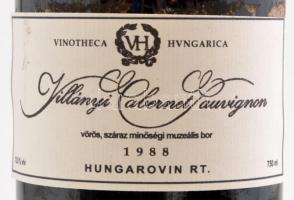 1988 Villányi Cabernet Sauvignon bontatlan palack vörösbor jó évjáratból. Vinotheca Hungarica