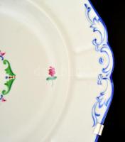 cca 1920 Herendi egyedi mintás falitányér, kézzel festett, jelzett,  kopásnyomokkal, d: 31 cm, m:5,5...