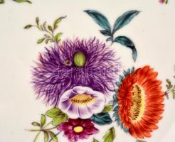 cca 1900 Herendi mezei virág mintás áttört tányér, kézzel festett, jelzett, alján apró hajszál reped...