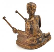 Kambodzsai zenész figura, réz, m: 6,5 cm