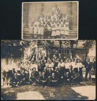 cca 1930 Lányiskolák csoportjai, 2 db fotó, 5,5×8,5 és8,5×13,5 cm