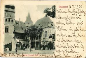 1900 Budapest XIV. Városliget, Vajdahunyad vára, udvar, kerékpáros, Történelmi főcsoport (EK)