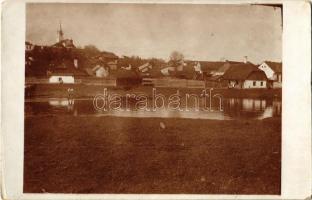 1916 Szászrégen, Reghin; mosás a Maros folyóban, fotó az első világháború idejéből / washing in the Mures river, WWI photo