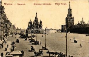 Moscow, Moskau, Moscou; Place Rouge / Red Square, Kremlin, Spasskaya Tower, Saint Basil&#039;s Cathedral, horse-drawn carriages (EK)