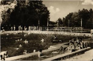 85 db MODERN fekete-fehér magyar városképes lap az 50-es és 60-as évekből / 85 modern black and whit...