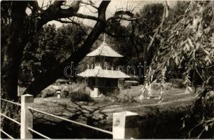 85 db MODERN fekete-fehér magyar városképes lap az 50-es és 60-as évekből / 85 modern black and whit...