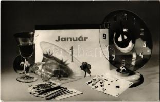 31 db MODERN motívumlap órákkal / 31 modern motive postcards with clockworks