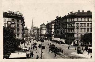 5 db RÉGI külföldi városképes lap villamosokkal / 5 pre-1945 European town-view postcards with trams