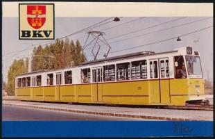 cca 1930 Budapest, 61-es villamos a Ferenc József hídon, vintage felvételről készült modern nagyítás...