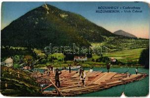 1917 Rózsahegy, Ruzomberok; Csebrathegy, tutajosok faúsztatáskor. Kiadja Valuch János / Vrch Cebrat / mountain, timber transport by rafters (b)