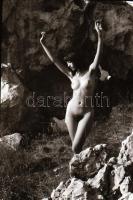 cca 1978 Buja, humán szisztémák, szolidan erotikus felvételek, 6 db vintage negatív + 8 db vintage f...