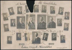1922 Szeged, Állami Főreáliskola tanárai és végzett növendékei, kistabló nevesített portrékkal, sérült, hiányos, 19,5x28 cm