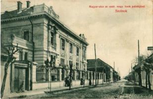1908 Szolnok, Magyar utca, Osztrák-Magyar Bank palotája, Juhász üzlete. G. J. 13. sz. (fl)