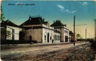 Miskolc, Gömöri pályaudvar, Vasútállomás, városi villamos vasút (kopott sarkak / worn corners)