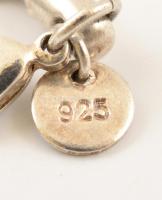 Ezüst(Ag) többszálas karkötő, 1 db muránói üveg charmmal, h: 19 cm, jelzett, bruttó: 11,1 g