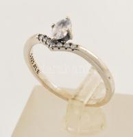 Ezüst(Ag) Pandora gyűrű, kővel, jelzett, méret: 53, bruttó: 1,4 g