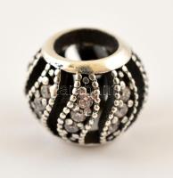 Ezüst(Ag) charm, 4 db, jelzéssel és jelzés nélkül, bruttó: 6,4 g