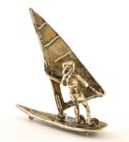 Ezüst(Ag) miniatűr szörfös, jelzett, m: 6 cm, nettó: 20,3 g