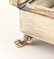 Ezüst(Ag) ékszerdoboz, jelzett, 12×7×,3,5 cm nettó: 207 g