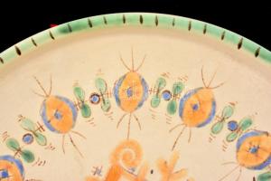 Gorka Iparművészeti Vállalat. Lábas kínáló tál.  Kézzel festett kerámia, jelzett, apró kopásnyomokka...