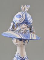 Kalapos nő madárkával, jelzett mázas kerámia szobor, apró lepattanásokkal, m: 35,5 cm