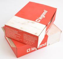 22 db aljzat és kapcsoló, jó állapotban