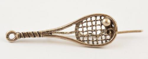 Ezüst(Ag) teniszütő kitűző, jelzett, h: 5,5 cm, nettó: 3,2 g