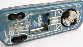 cca 1980 Holdautó.Hiányos, kopott, Lemezárugyári játék, h:33 cm