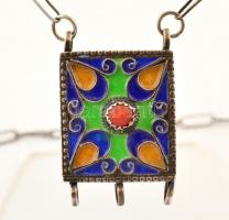 Ezüst(Ag) zománcozott nyaklánc, jelzés nélkül, h: 56 cm, bruttó: 28,6 g