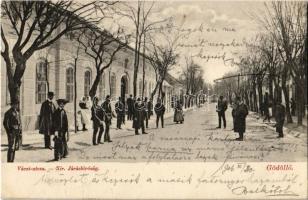 1906 Gödöllő, Váci utca, Kir. Járásbíróság, helyiek az utcán. Kiadja Graf Éliás (felületi sérülés / surface damage)