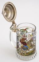 Fém fedeles üveg sörös korsó, katonai jelenettel, m: 20 cm