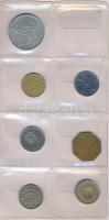 28db-os vegyes magyar és külföldi fémpénz tétel érmetartó albumban T:vegyes