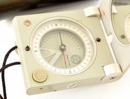 NDK-s iránytű, bőr tokban, használati útmutatóval