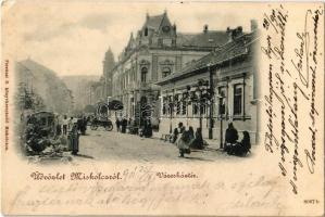 1901 Miskolc, Városháztér, piac. Ferenczi B. kiadása  (EK)