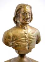cca 1900 Jelzés nélkül: Liszt Ferenc büszt oszlopon, fa talapzaton, m: 19,5 cm (22,5 cm)