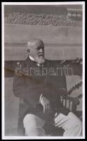 Procopius Béla (1868-1945) numizmatikus fotó képeslapja  (138x85mm) / Photo postcard of Béla Procopius (1868-1945) Hungarian numismatist (138x85mm)