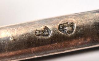 Ezüst (Ag.) vadász szett (gyűrű,bross, mandzsetta), őz fogakkal, egyik jelzett, bruttó:32 g